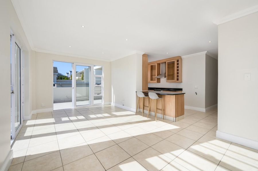 2 Bedroom Property for Sale in Humewood Eastern Cape